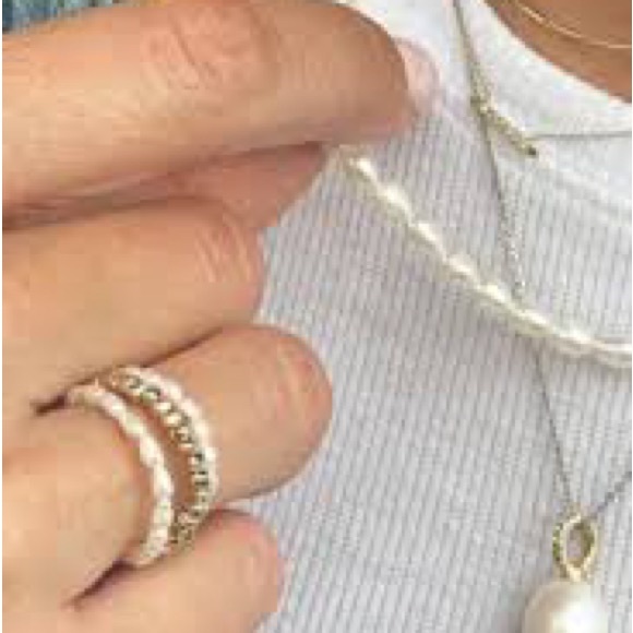 Stella & Dot Pearl Ring Stretch Set - Picture 2 of 6